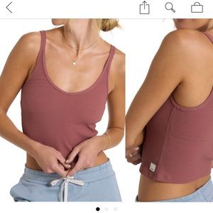 Vuori Women’s rib crop tank rosewood
